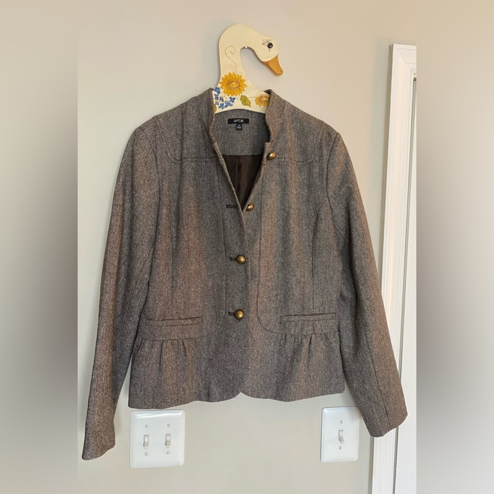 Apt 9 brown button blazer vintage inspired size 12 business casual jacket